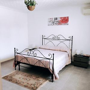 Kamer met een King Size Bed